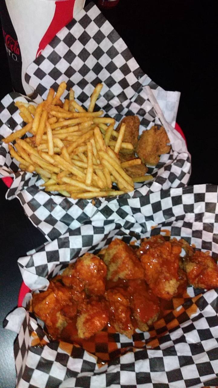 Kikis Chicken Place RANCHO | restaurant | 10394 Rockingham Dr, Sacramento, CA 95827, USA | 9163994883 OR +1 916-399-4883