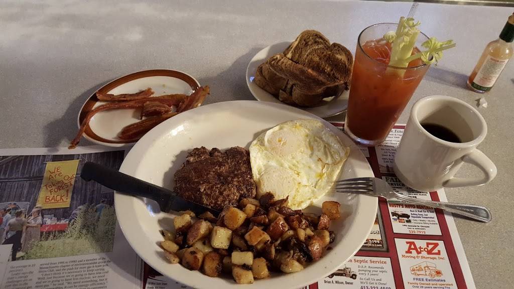 Bernies Dining Depot | restaurant | 749 James St, Chicopee, MA 01020, USA | 4135399268 OR +1 413-539-9268