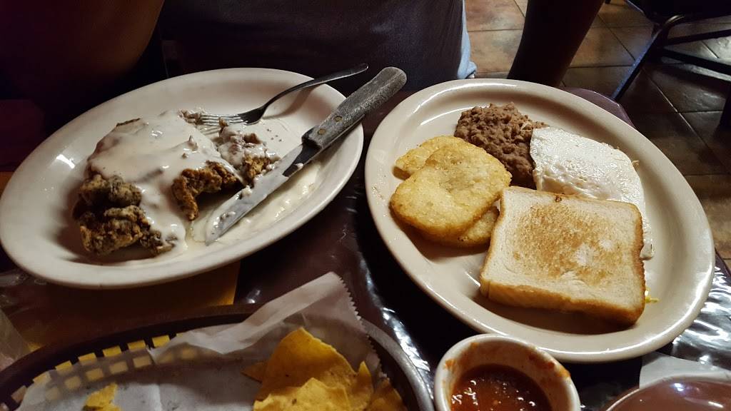 El Olvido Hacienda | restaurant | 632 E Kingsbury St, Seguin, TX 78155, USA | 8303790106 OR +1 830-379-0106