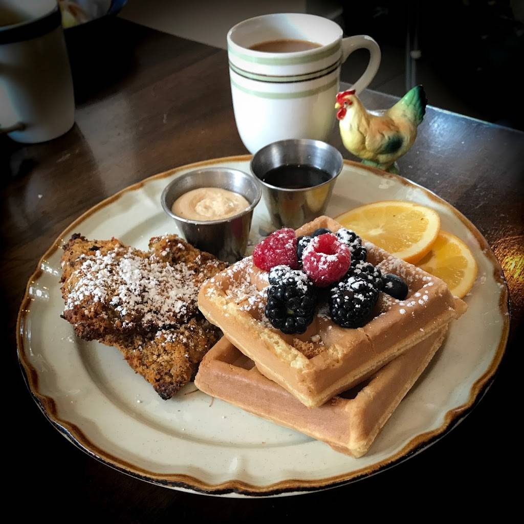 Chesterfields Gastro Diner | restaurant | 1433 Wellington St W #111, Ottawa, ON K1Y 2X2, Canada | 6136808990 OR +1 613-680-8990