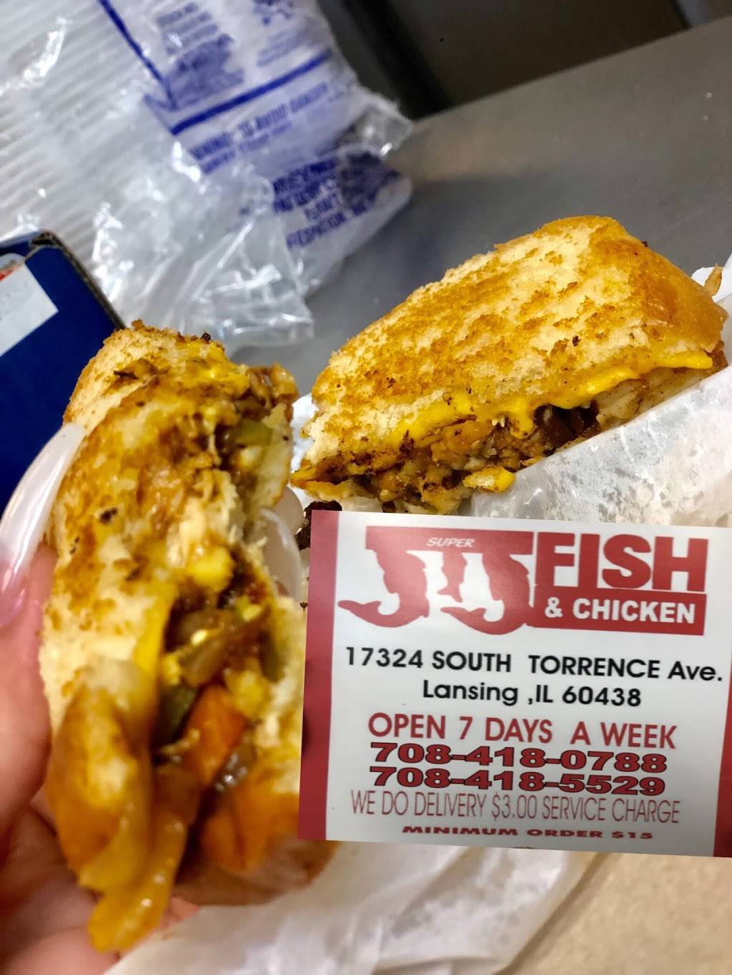 SuperJ J Fish & Chicken | restaurant | 17324 Torrence Ave, Lansing, IL 60438, USA | 7084180788 OR +1 708-418-0788