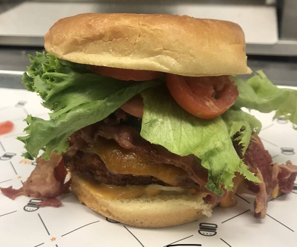 Burgerim Gourmet Burgers | restaurant | 318 Bedford Ave, Brooklyn, NY 11249, USA | 9179091202 OR +1 917-909-1202