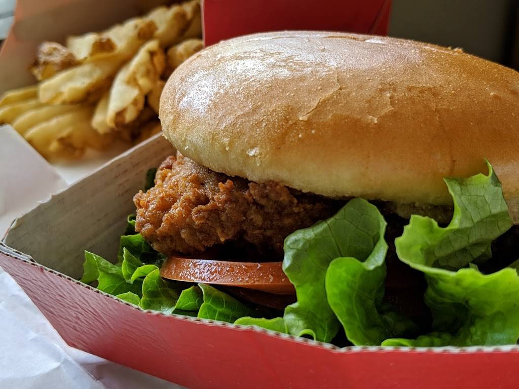 Chick-fil-A | restaurant | 4585 N Oracle Rd, Tucson, AZ 85705, USA | 5204082456 OR +1 520-408-2456