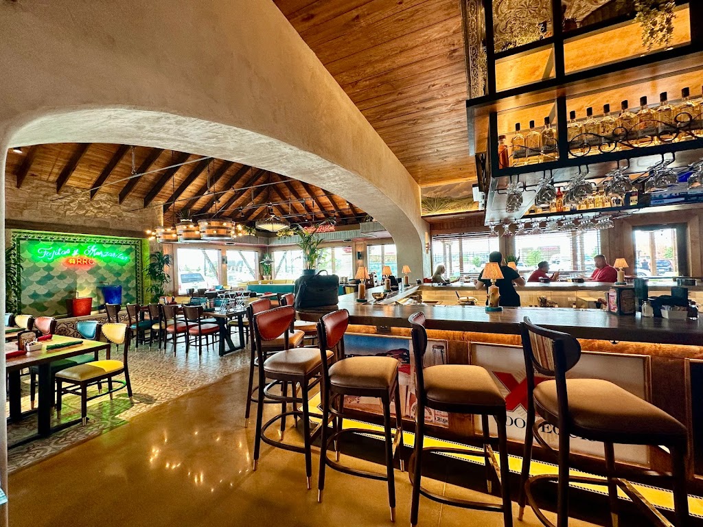 Red River Cantina | restaurant | 19220 W Bellfort, Richmond, TX 77407, USA | 3462791192 OR +1 346-279-1192