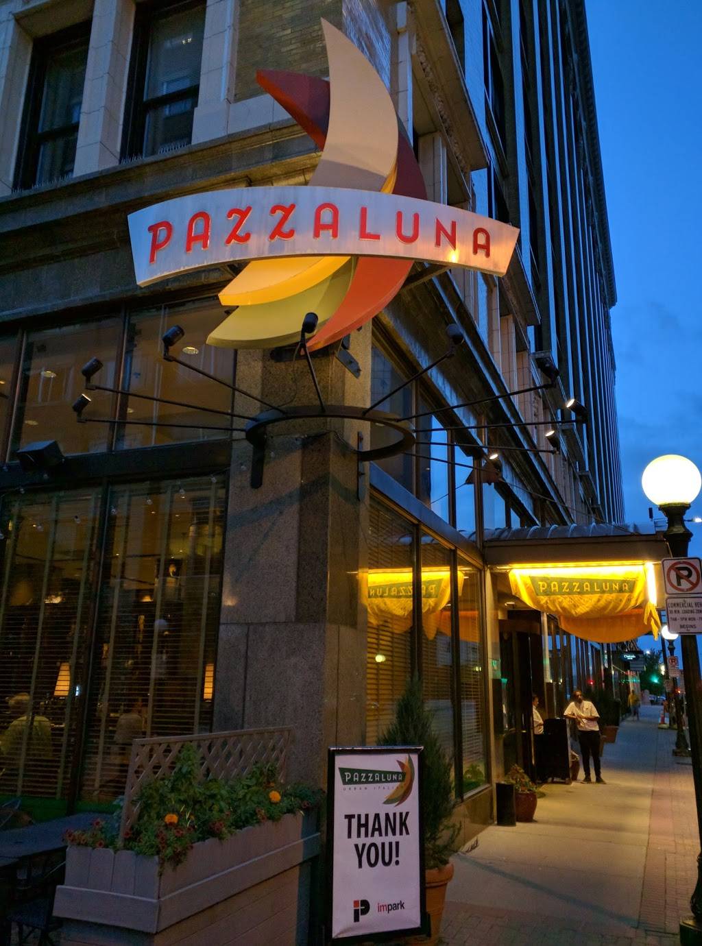 Pazzaluna Urban Italian Restaurant | restaurant | 360 St Peter St, St Paul, MN 55102, USA | 6512237000 OR +1 651-223-7000