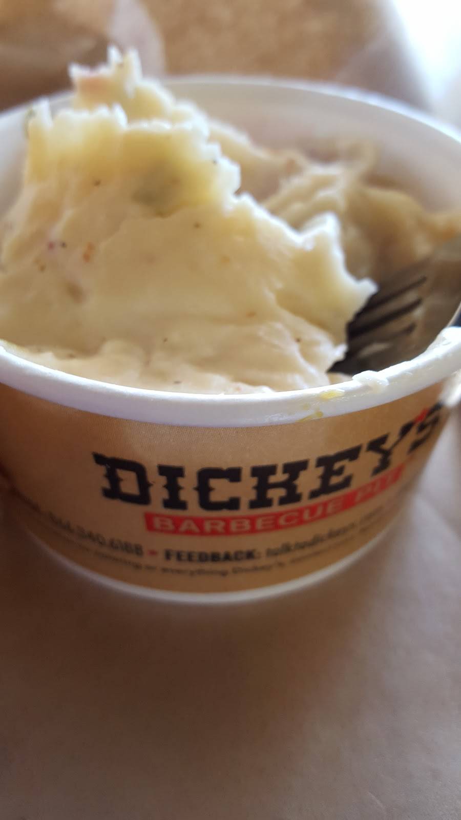 Dickeys Barbecue Pit | restaurant | 1941 W Malvern Ave, Fullerton, CA 92835, USA | 7144514620 OR +1 714-451-4620