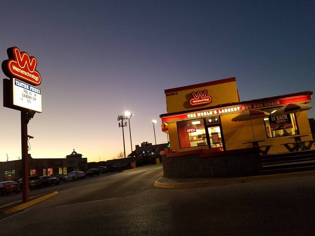 Wienerschnitzel | restaurant | 1441 N Zaragoza Rd, El Paso, TX 79936, USA | 9158499800 OR +1 915-849-9800