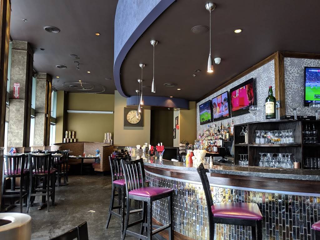 The District Bar and Grill | restaurant | 377 W Larned St, Detroit, MI 48226, USA | 3132858992 OR +1 313-285-8992