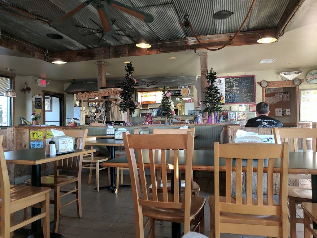 Tom & Jerrys Restaurant | restaurant | 1670 Dekalb Ave, Sycamore, IL 60178, USA | 8158954420 OR +1 815-895-4420