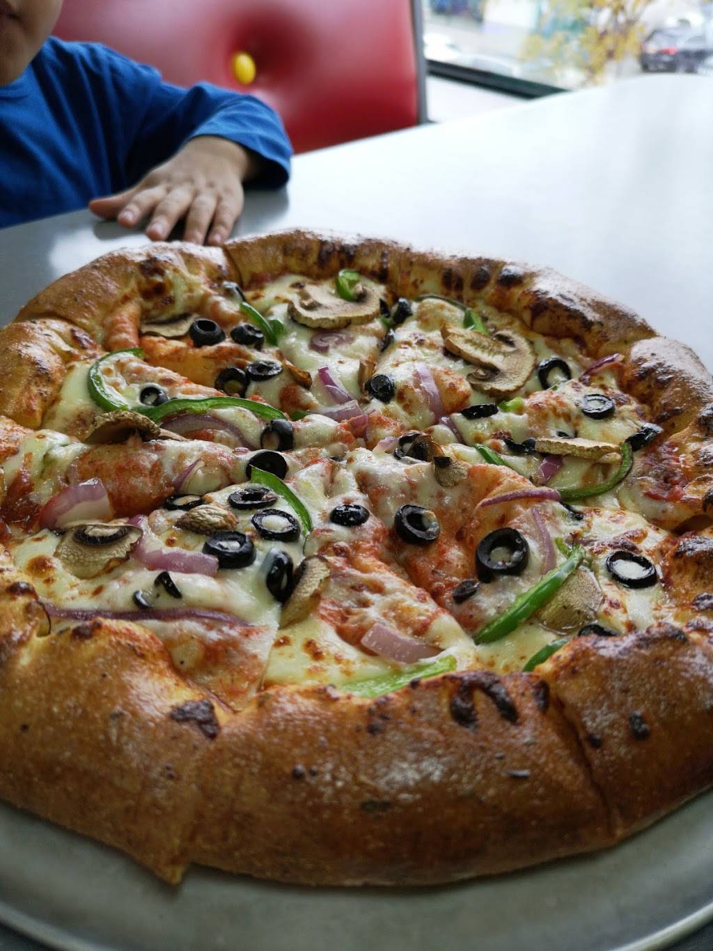 Chuck E. Cheeses | restaurant | 3419 48th St, Long Island City, NY 11101, USA | 7187283600 OR +1 718-728-3600