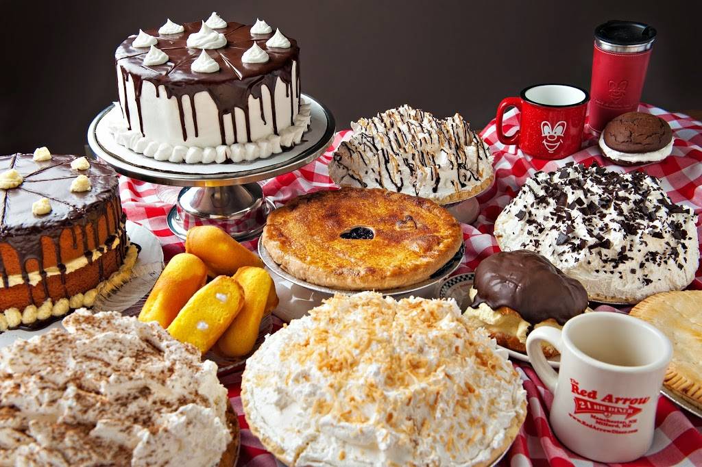 Red Arrow Diner | cafe | 61 Lowell St, Manchester, NH 03101, USA | 6036261118 OR +1 603-626-1118