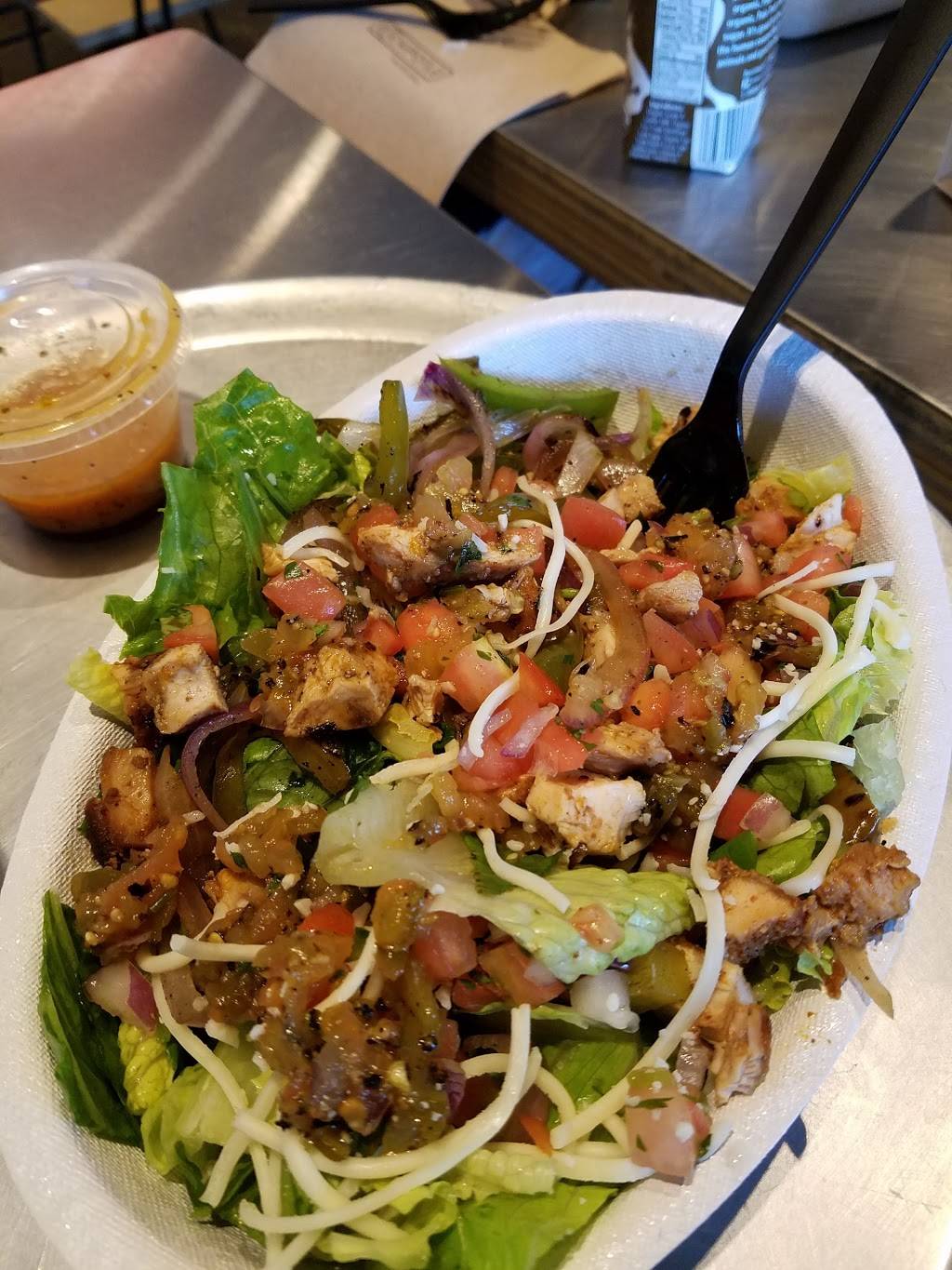Chipotle Mexican Grill | restaurant | 7229 Central Ave, Toledo, OH 43617, USA | 4198413283 OR +1 419-841-3283
