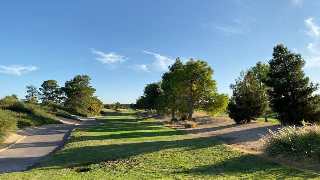 Desert Pines Golf Club | restaurant | 3415 E Bonanza Rd, Las Vegas, NV 89101, USA | 7023884400 OR +1 702-388-4400