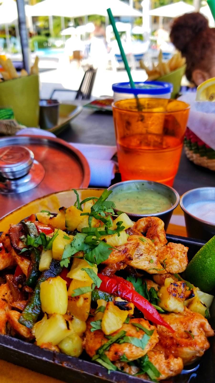 Cantina Beach | restaurant | 455 Grand Bay Dr, Miami, FL 33149, USA | 3053654500 OR +1 305-365-4500