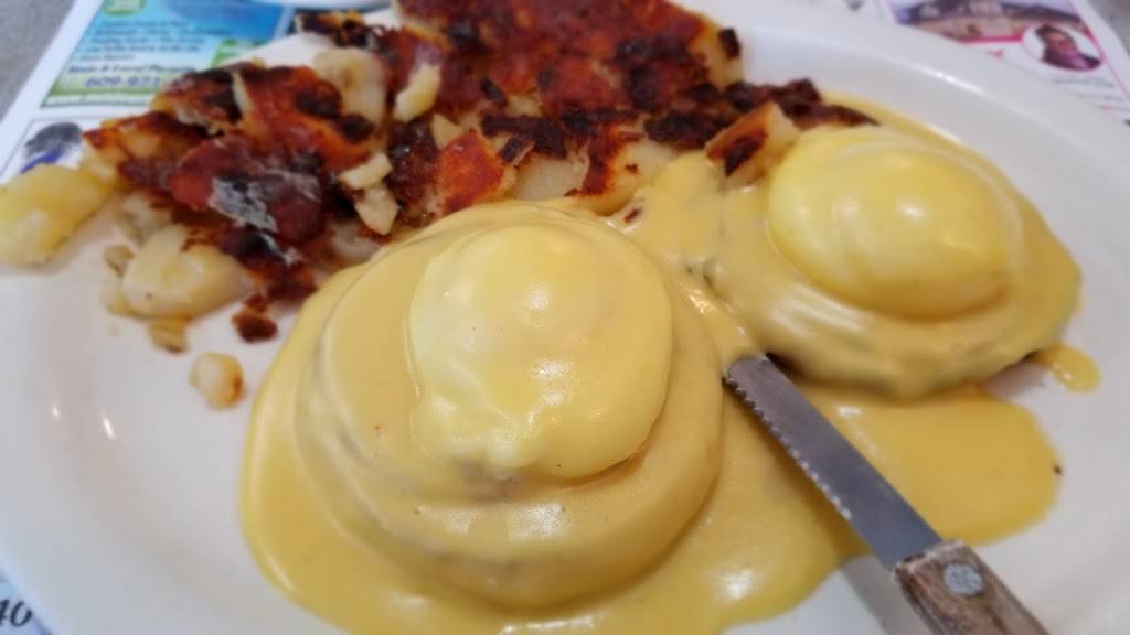 Lacey Diner | restaurant | 530 Lacey Rd, Forked River, NJ 08731, USA | 6096935565 OR +1 609-693-5565