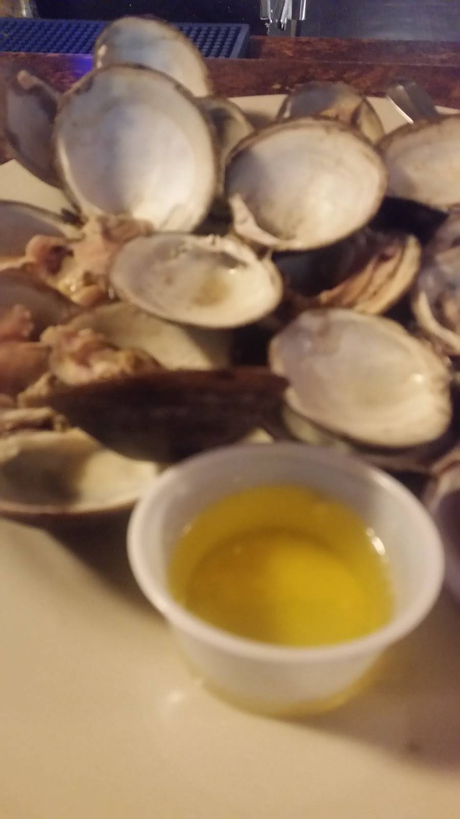 Earles Inn Pub & Grille | restaurant | 2806 York Rd, Gettysburg, PA 17325, USA | 7173343698 OR +1 717-334-3698