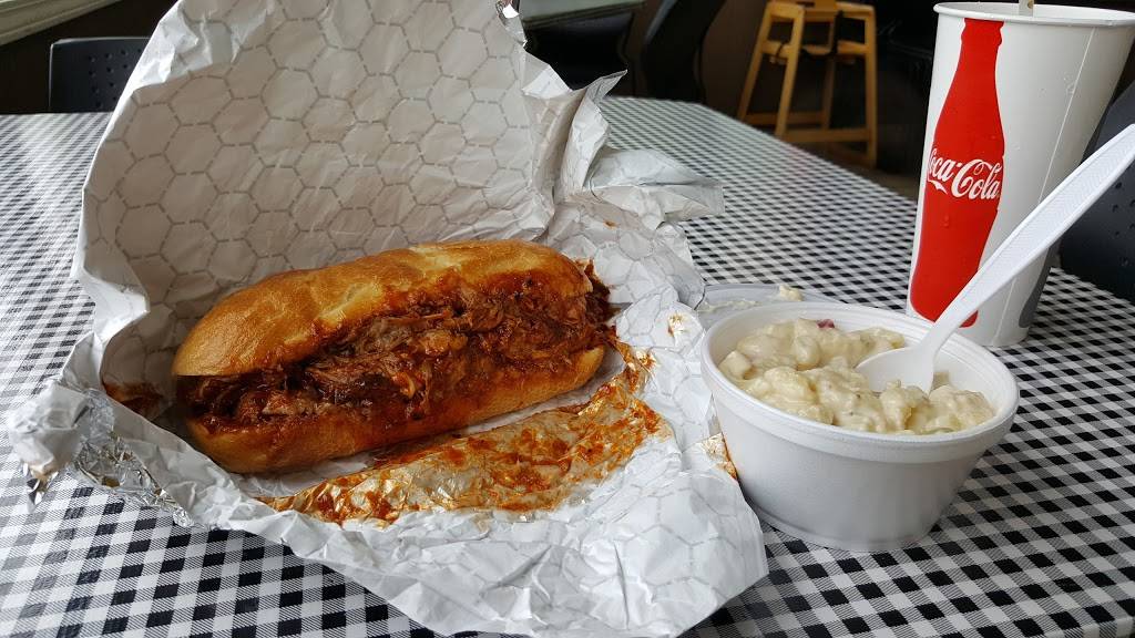 Rhodies Smokin BBQ | restaurant | 30375 SE High Point Way, Preston, WA 98050, USA | 4252226428 OR +1 425-222-6428