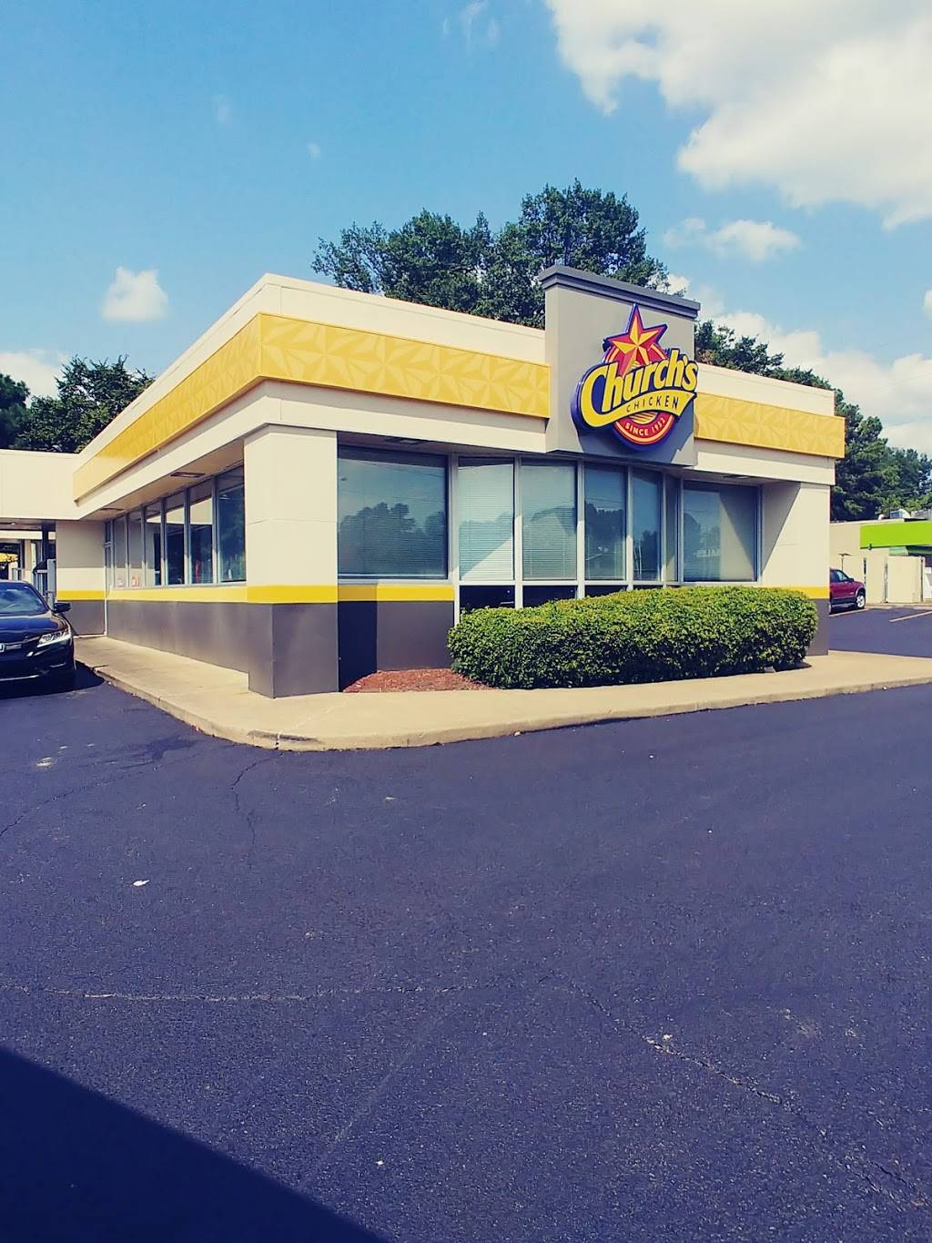 Churchs Chicken | restaurant | 3264 Summer Ave, Memphis, TN 38112, USA | 9014540785 OR +1 901-454-0785