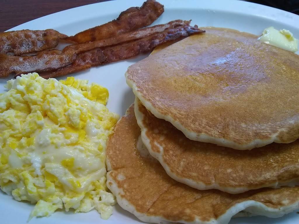 Junes Restaurant | restaurant | 6338 Stenton Ave, Philadelphia, PA 19138, USA | 2152761980 OR +1 215-276-1980