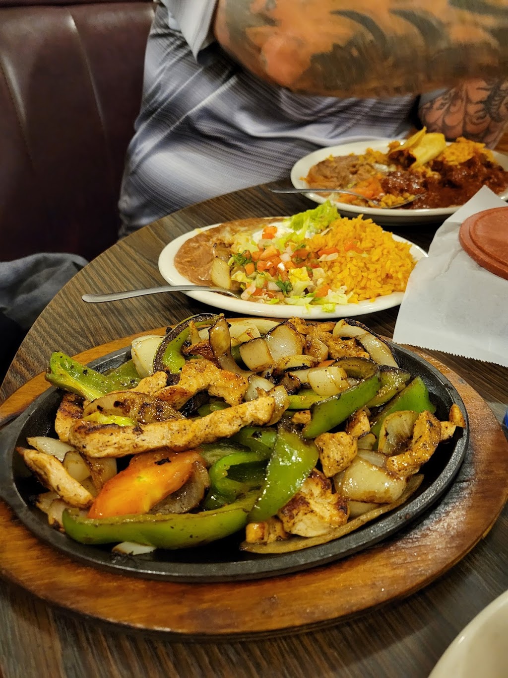 Las Herraduras Mexican Restaurant | restaurant | 2256 S 4th Ave, Yuma, AZ 85364, USA | 9287830559 OR +1 928-783-0559