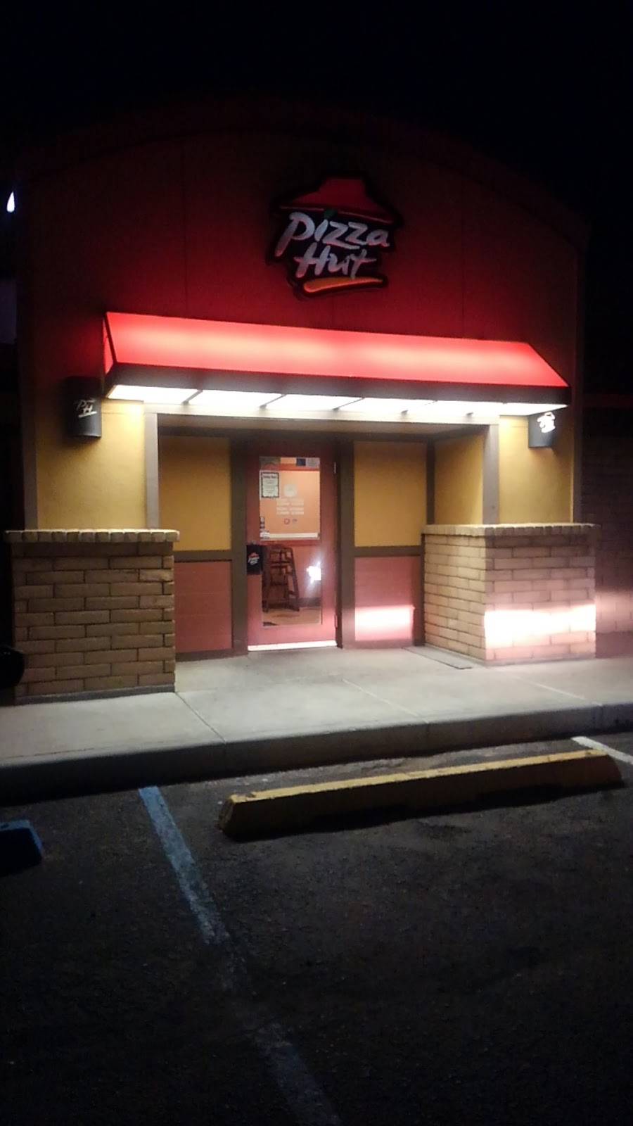 Pizza Hut | meal delivery | 2205 Missouri Ave, Las Cruces, NM 88001, USA | 5755224566 OR +1 575-522-4566