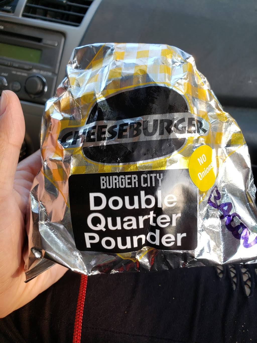 Burger City | restaurant | 62-20 Forest Ave, Ridgewood, NY 11385, USA | 9179091547 OR +1 917-909-1547