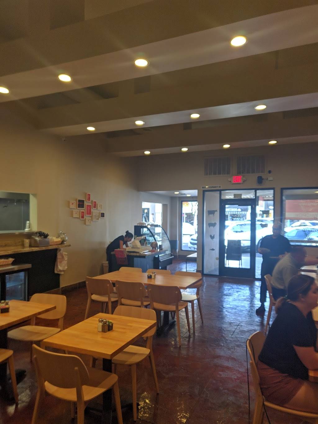 Kabab City | restaurant | 104 E Main St, Visalia, CA 93291, USA | 5596239497 OR +1 559-623-9497