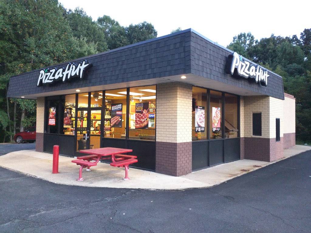 Pizza Hut | restaurant | 4101 Dale Blvd, Dale City, VA 22193, USA | 7036801444 OR +1 703-680-1444