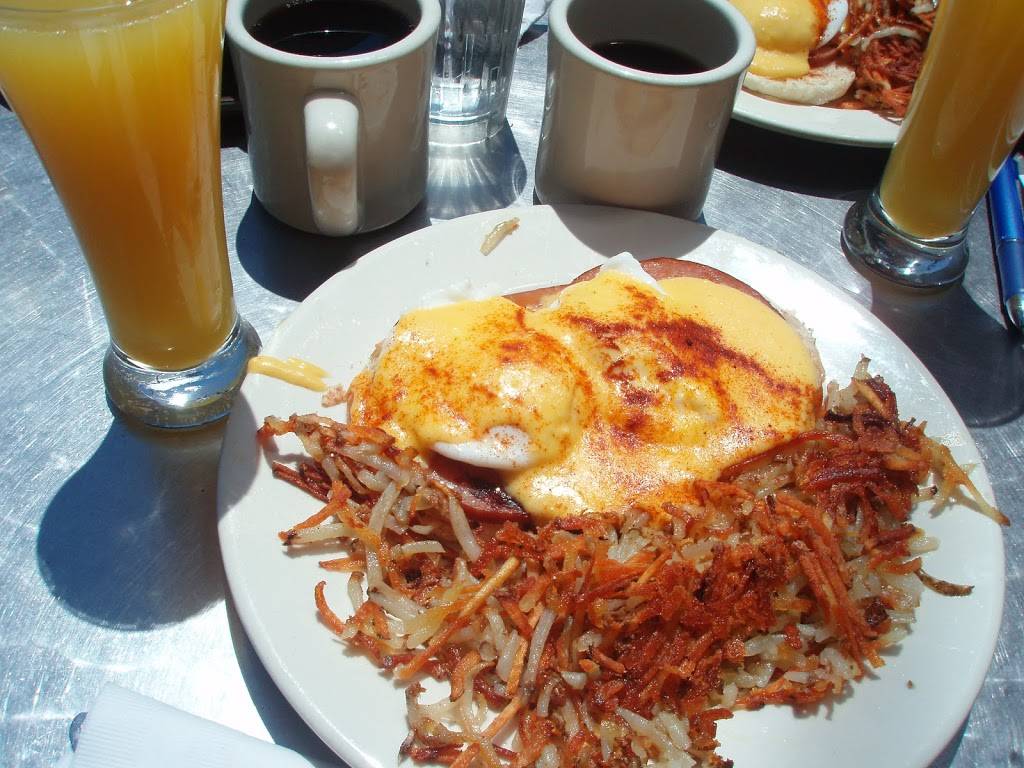 Pork Store Cafe | restaurant | 3122 16th St, San Francisco, CA 94103, USA | 4156265523 OR +1 415-626-5523