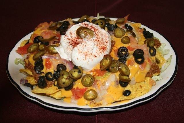 Toms Tavern & Restaurant | restaurant | 221 Main St, Kempton, IL 60946, USA | 8152536407 OR +1 815-253-6407