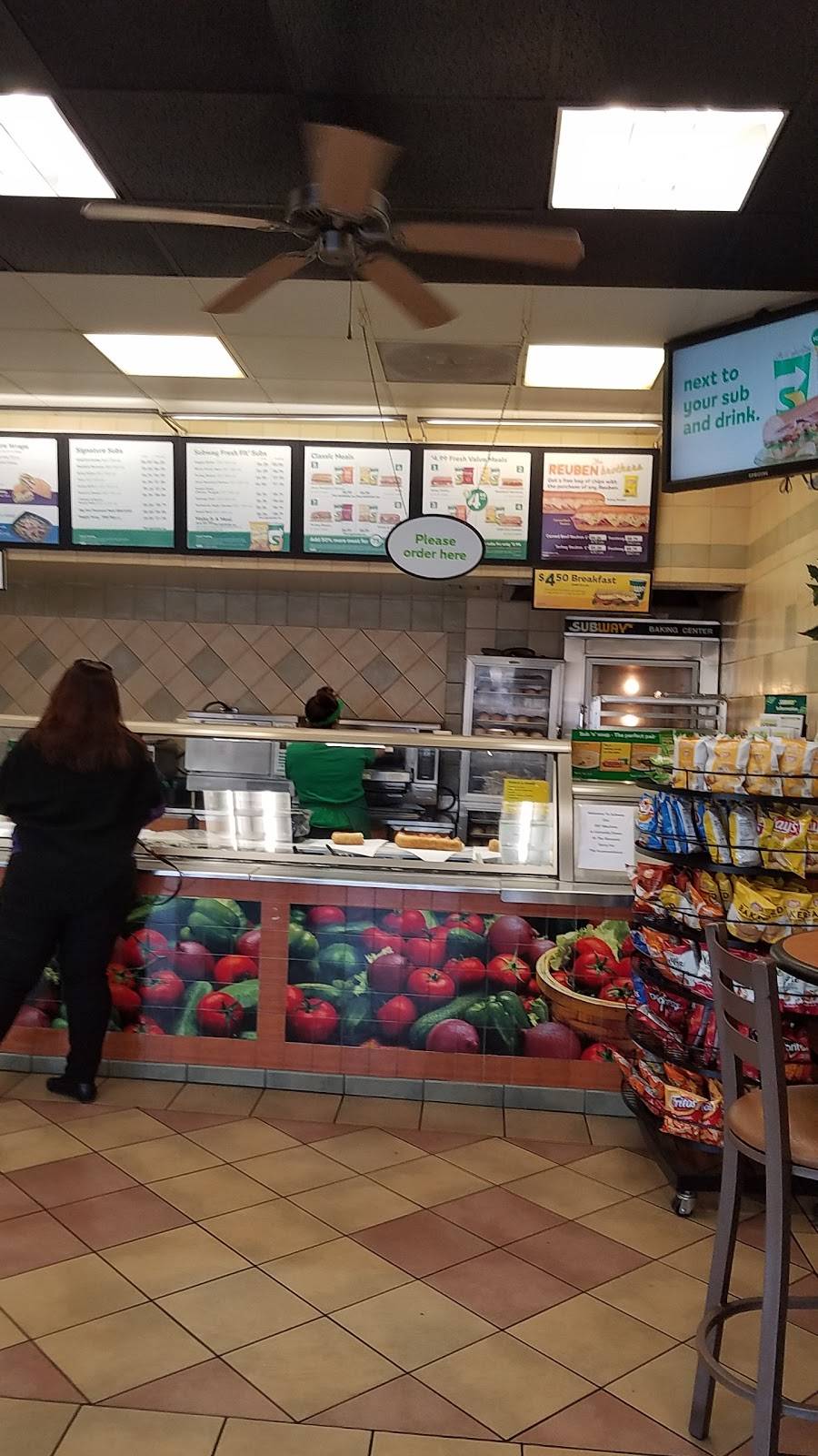 Subway Restaurants | restaurant | 1136 E Broadway, Glendale, CA 91205, USA | 8185462685 OR +1 818-546-2685