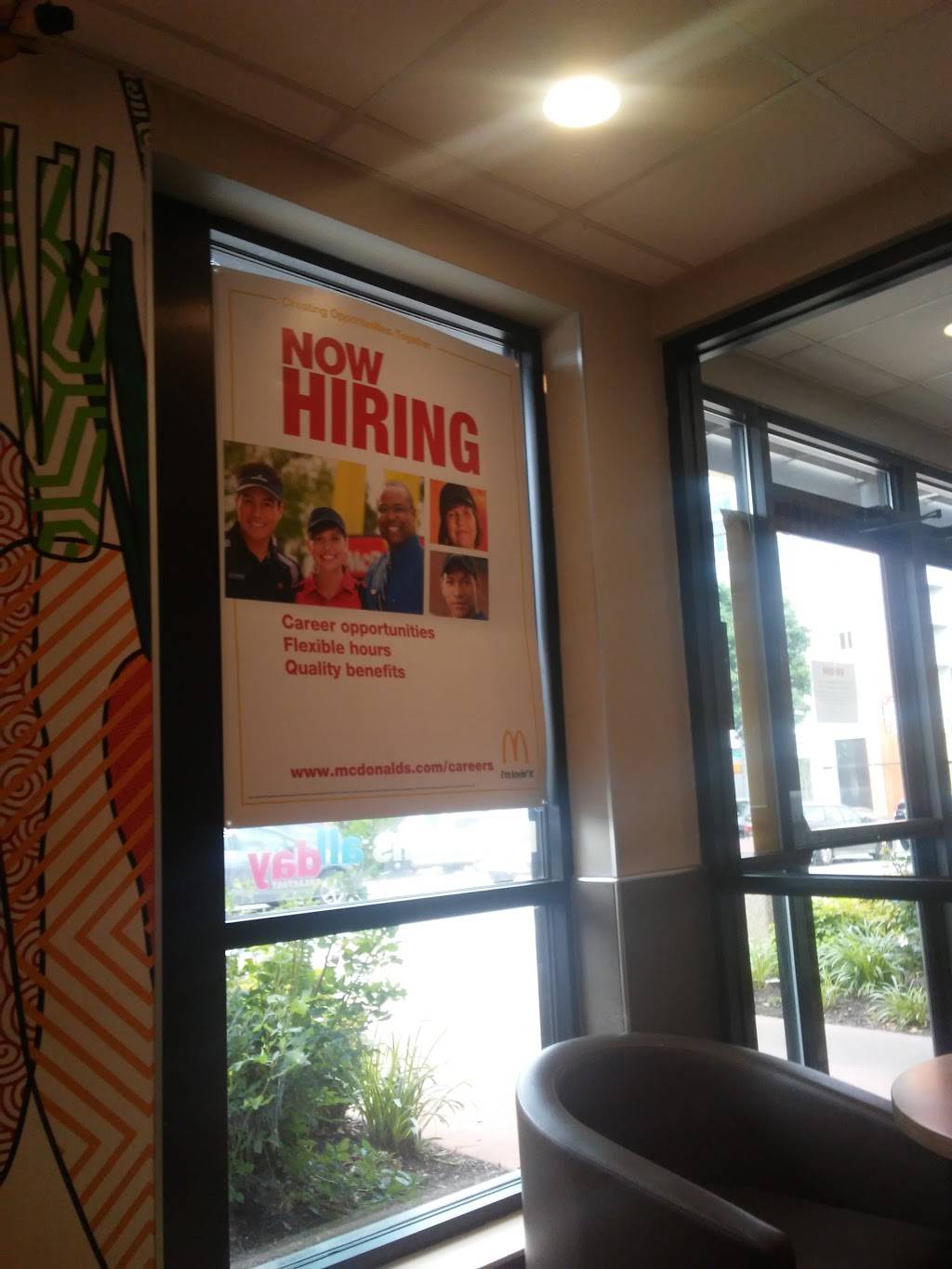 McDonalds | cafe | 825 E Fort Ave, Baltimore, MD 21230, USA | 4103855364 OR +1 410-385-5364