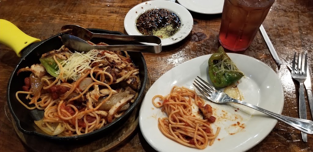 Johnny Carinos | restaurant | 4330 Kell W Blvd, Wichita Falls, TX 76309, USA | 9406918900 OR +1 940-691-8900