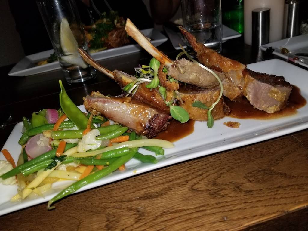 Restaurant LAngéluc | restaurant | 480 Rue Saint-Denis, Saint-Alexandre, QC J0J 1S0, Canada | 4503464393 OR +1 450-346-4393