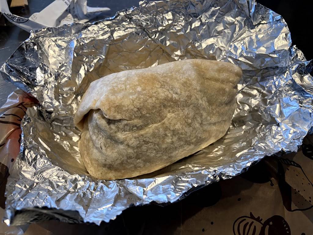 Chipotle Mexican Grill | restaurant | 1516 N Naper Blvd Ste 104, Naperville, IL 60563, USA | 3314574192 OR +1 331-457-4192