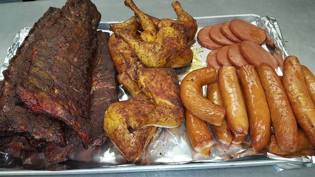 Smokin Pig BBQ | restaurant | 708 E Church St, Greeneville, TN 37745, USA | 4236388227 OR +1 423-638-8227