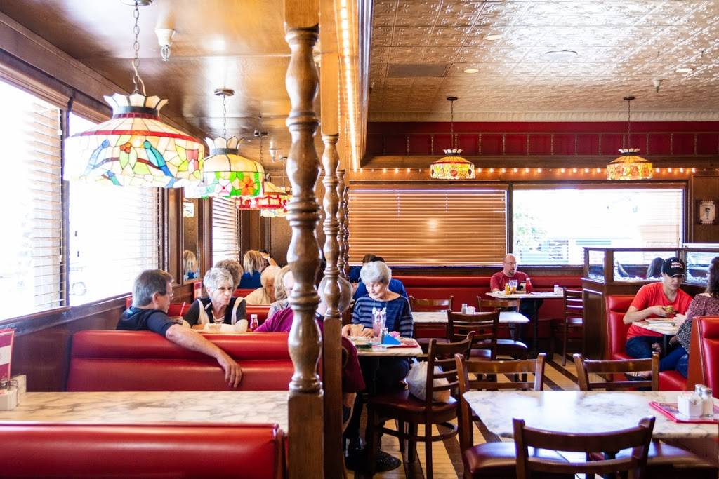 Sullivans Eatery & Creamery | restaurant | 6444 N Oracle Rd, Tucson, AZ 85704, USA | 5202979974 OR +1 520-297-9974