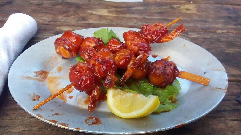 Reds Ice House | restaurant | 98 Church St, Mt Pleasant, SC 29464, USA | 8433880003 OR +1 843-388-0003