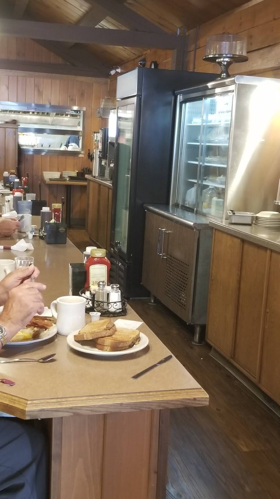 Good Wils Restaurant | restaurant | 24 Weaver Ln, Milton, PA 17847, USA | 5705236406 OR +1 570-523-6406