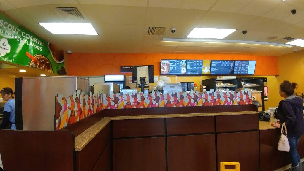 Dunkin | cafe | 489 Middlebury Rd Suite C, Middlebury, CT 06762, USA | 2035980070 OR +1 203-598-0070