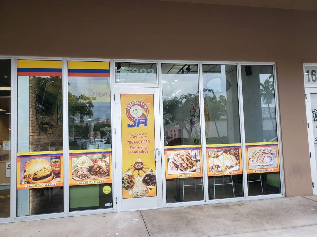 Las Arepas de Jr. | restaurant | 16323 SW 88th St, Miami, FL 33193, USA | 7866680930 OR +1 786-668-0930