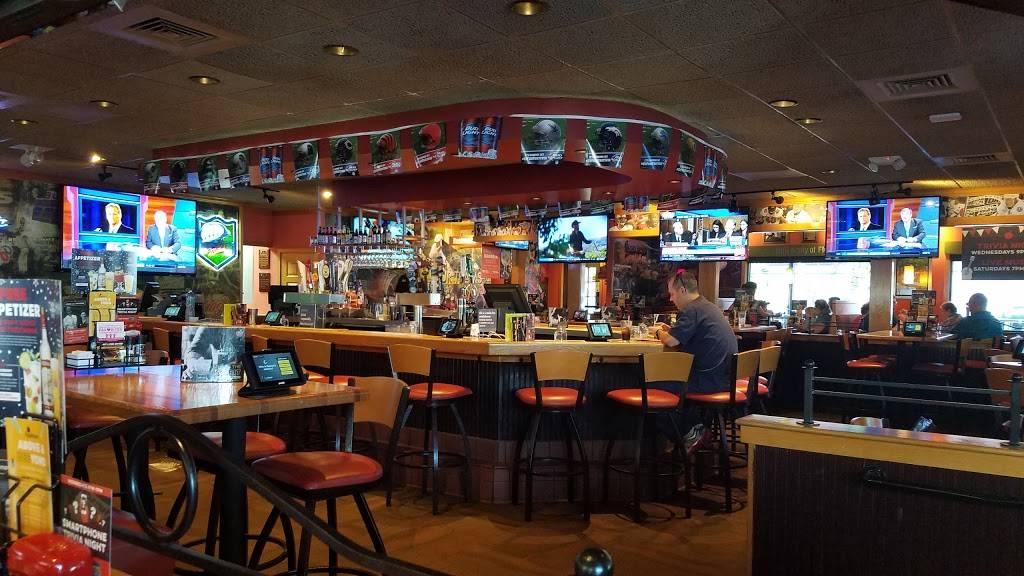 Applebees Grill + Bar | restaurant | 5490 Clark Rd, Sarasota, FL 34233, USA | 9419252595 OR +1 941-925-2595
