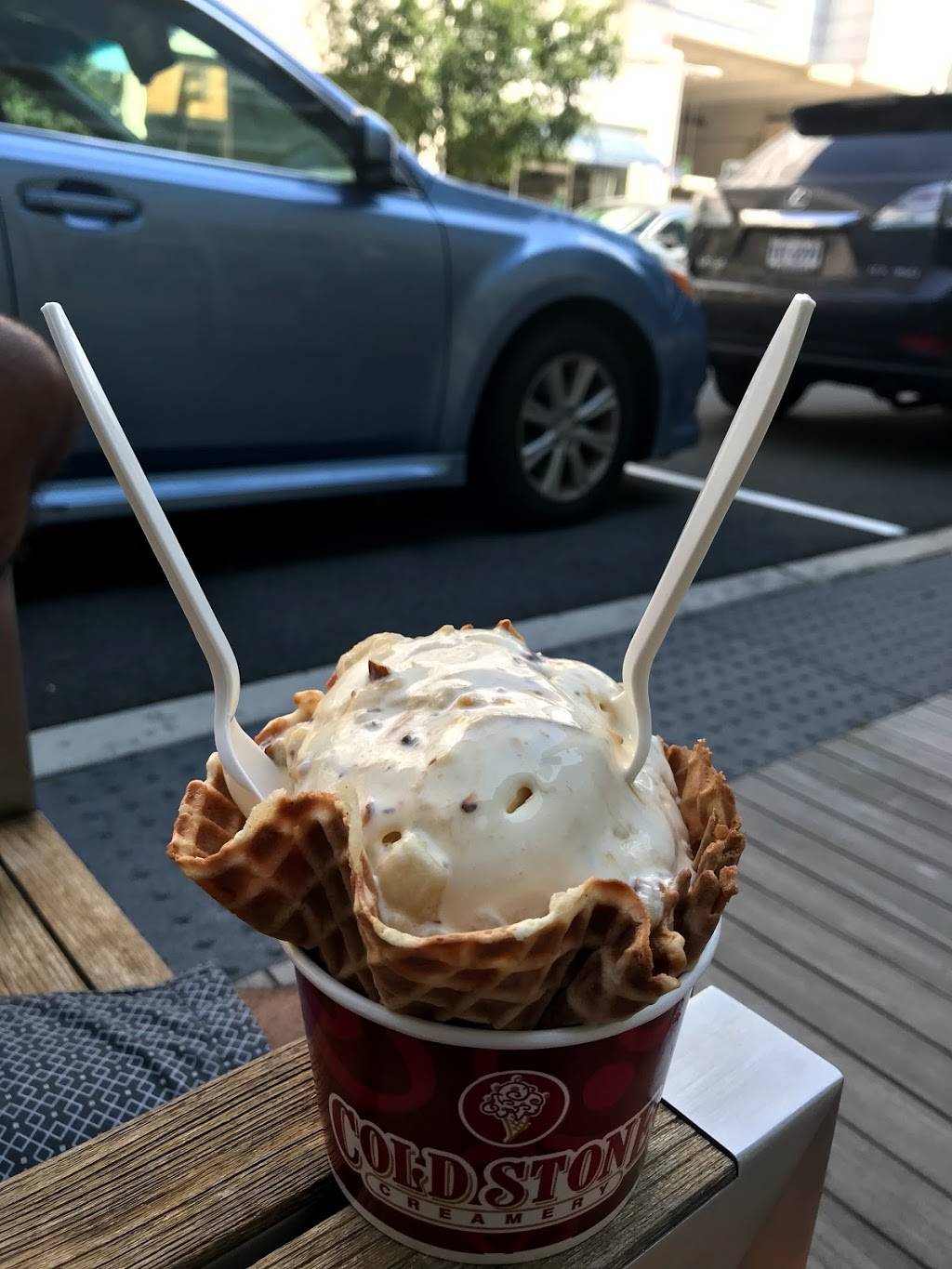 Cold Stone Creamery | bakery | 8190 Strawberry Ln Ste 7, Falls Church, VA 22042, USA | 7039929805 OR +1 703-992-9805