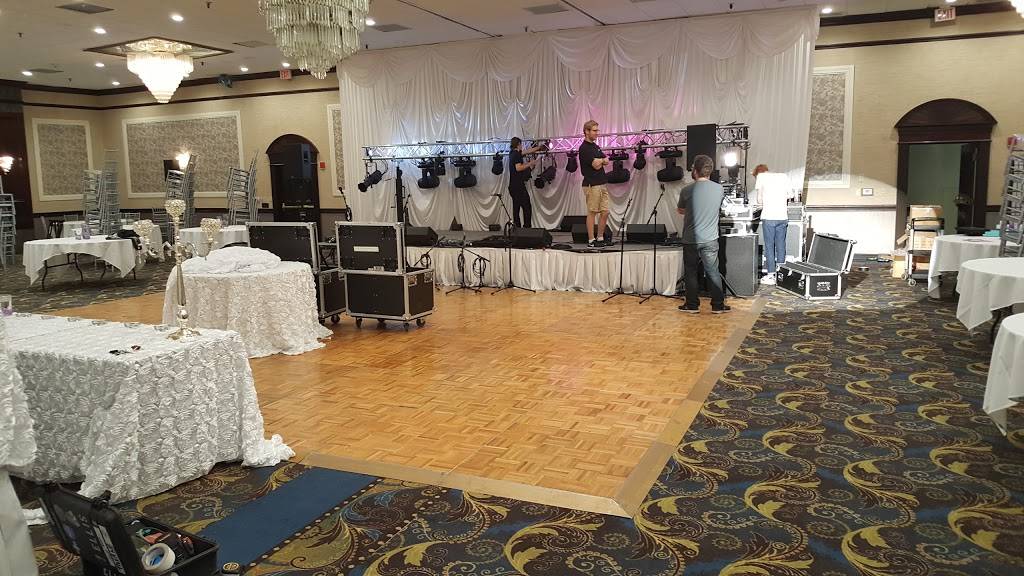 The Mirage Restaurant | restaurant | 10255 W Irving Park Rd, Schiller Park, IL 60176, USA | 8476714230 OR +1 847-671-4230