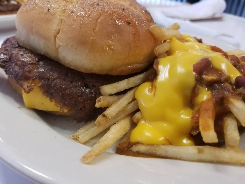 Steak n Shake | restaurant | 796 Maple Valley Dr, Farmington, MO 63640, USA | 5737600100 OR +1 573-760-0100