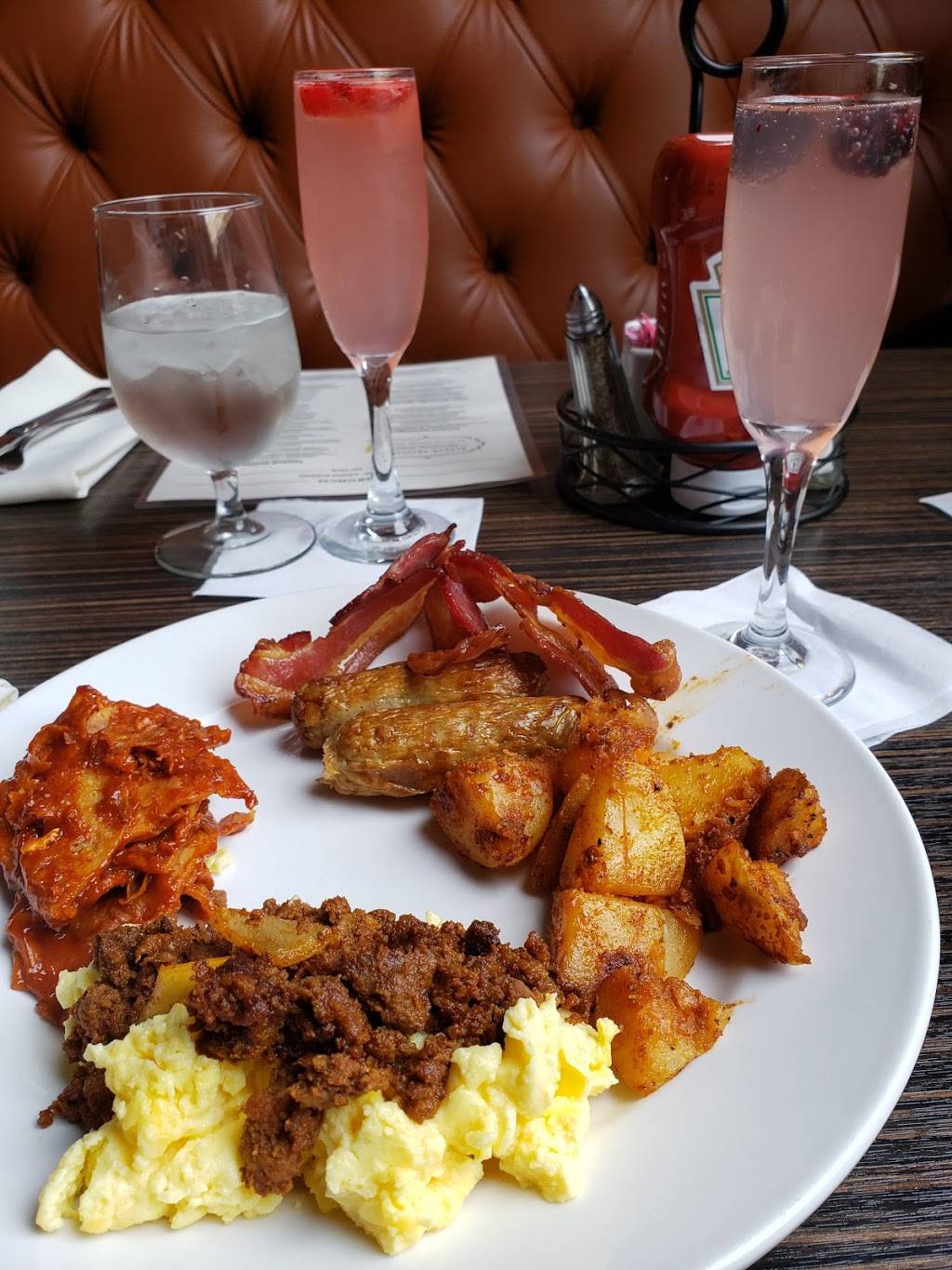 Giorgios | restaurant | 201 S Main St, Salinas, CA 93901, USA | 8318007573 OR +1 831-800-7573