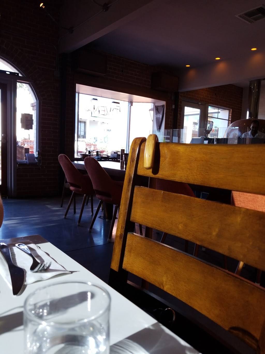 Falora Pizza | restaurant | 3000 E Broadway Blvd, Tucson, AZ 85716, USA | 5203259988 OR +1 520-325-9988