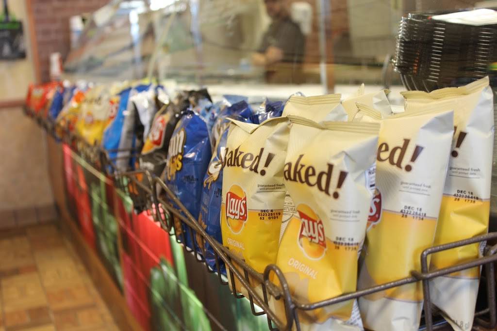 Subway | restaurant | 50040 Governors Dr, Chapel Hill, NC 27517, USA | 9199297979 OR +1 919-929-7979