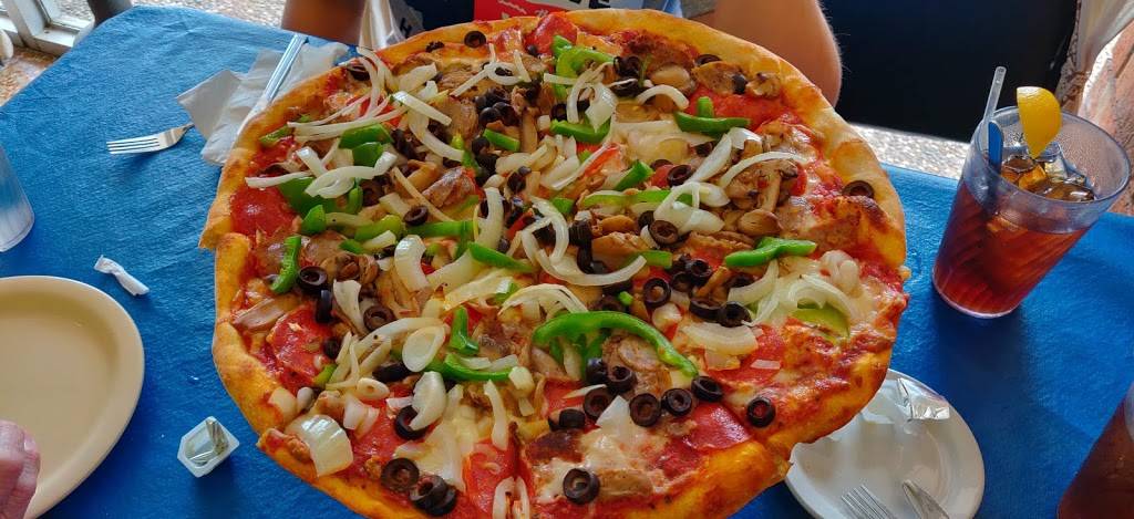 Napolis Restaurant & Pizza | restaurant | 13323 Jones Rd, Houston, TX 77070, USA | 2819555443 OR +1 281-955-5443