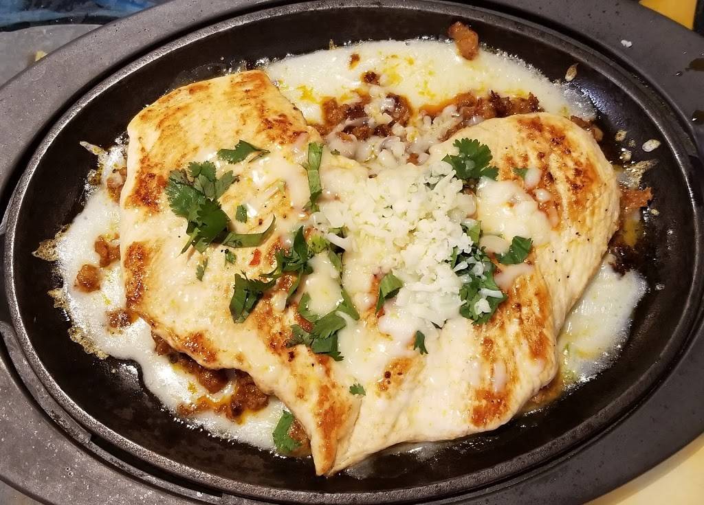 La Fiesta Mexican Restaurant | restaurant | 2090 E Kansas Ave, McPherson, KS 67460, USA | 6202450033 OR +1 620-245-0033